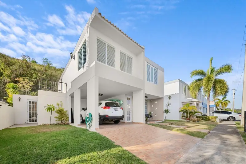 N13 Calle Boriken Urb. Alturas Del Encanto, PR