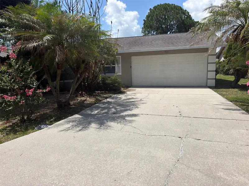 406 Lake Daisy Dr, FL