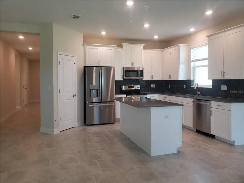 2910 American Elm Cv, FL