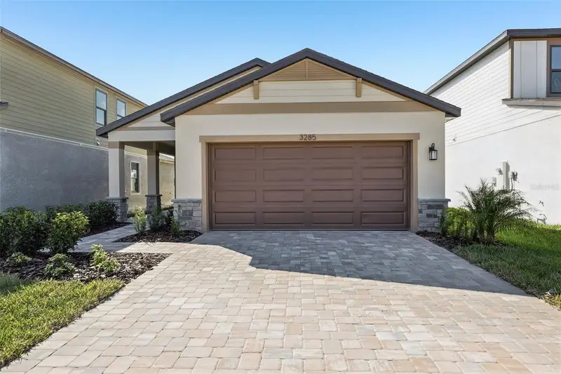 3285 Cup Dr, FL