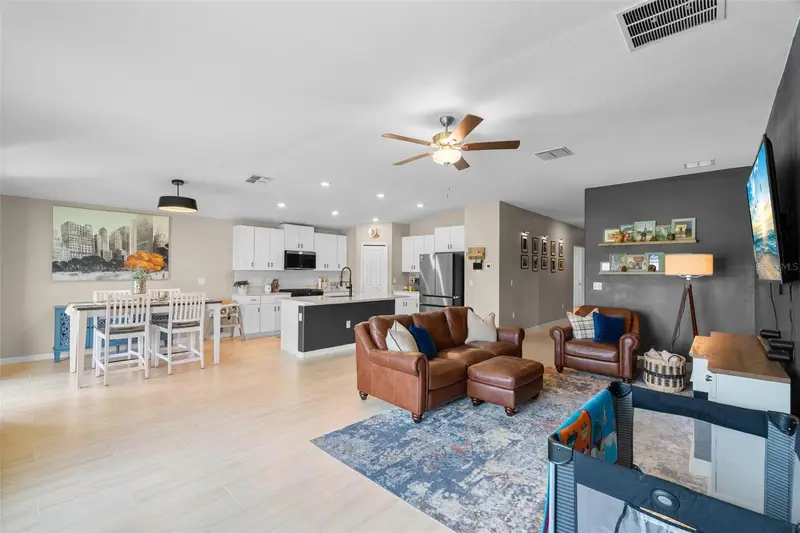 Prosperity Lakes listing