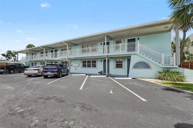 1011 S Miramar Ave #9, FL