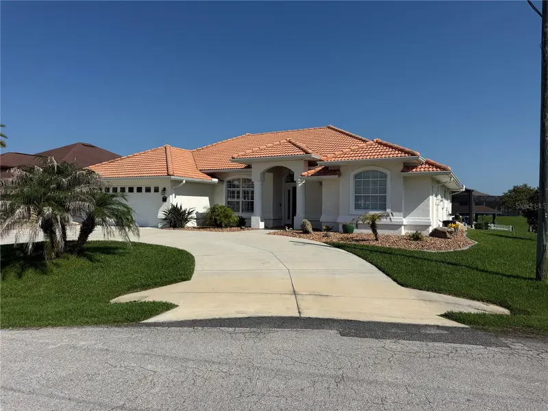 17 Crazy Horse Ct, FL