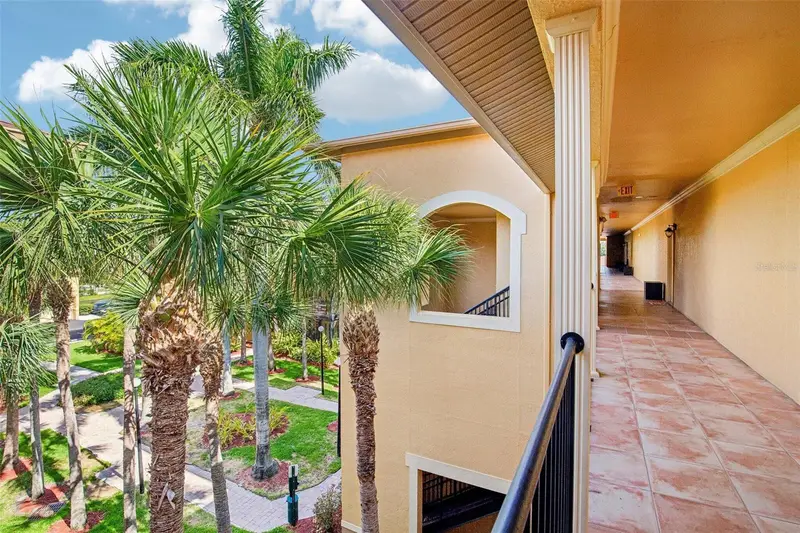 4333 Bayside Village Dr #322, FL