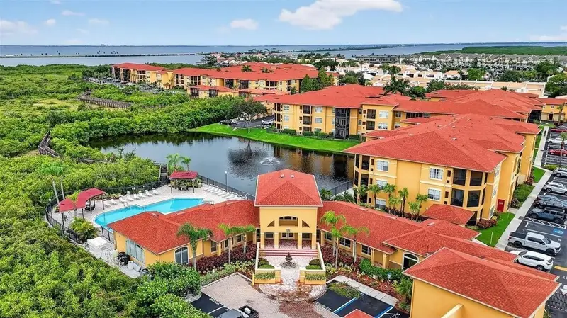 4333 Bayside Village Dr #322, FL