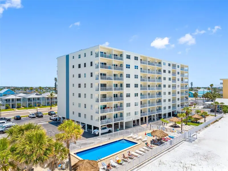 13500 Gulf Blvd #605, FL