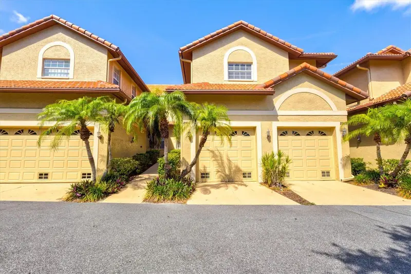 2309 Jessie Harbor Dr #2402, FL