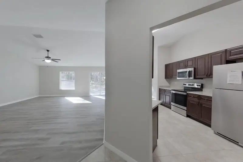 820 Marion Oaks Mnr, FL