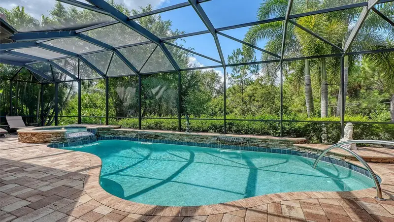 7640 Haddington Cv, FL