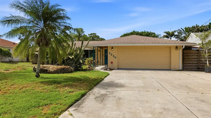 2220 Doud St, FL