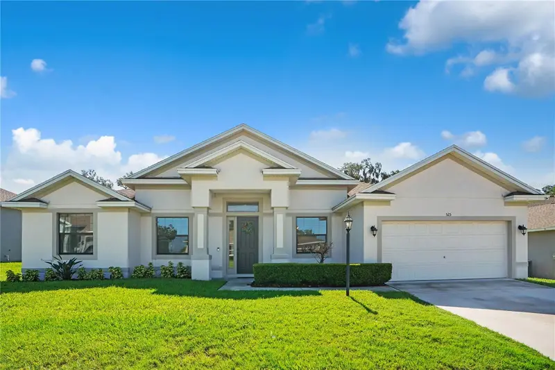 525 Gandhi Dr, FL