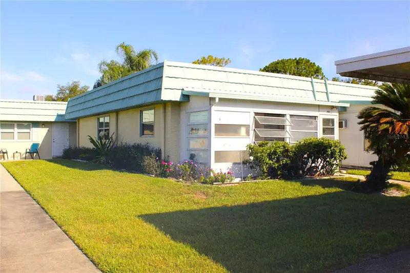 101 Cambridge Trl #194, FL
