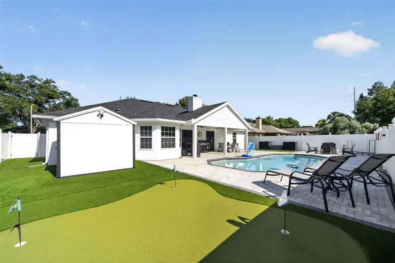 2370 Alclobe Cir, FL