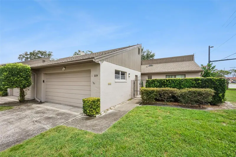 119 Eastwind Ln, FL