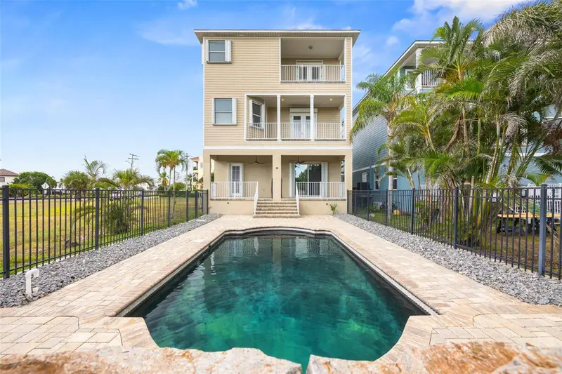 1340 Apollo Beach Blvd S, FL