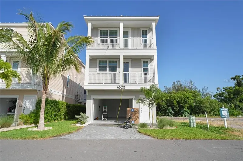 4324 Saltwater Pearl Way, FL