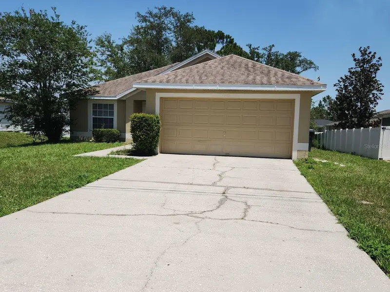 1605 Redfin Dr, FL