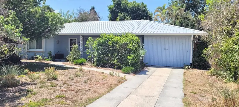 2230 Bougainvillea St, FL