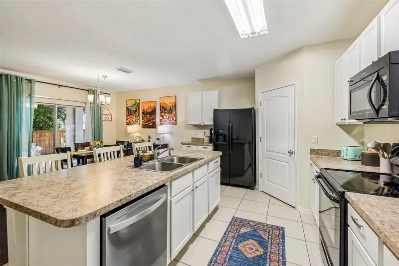 806 Grand Park Ct, FL