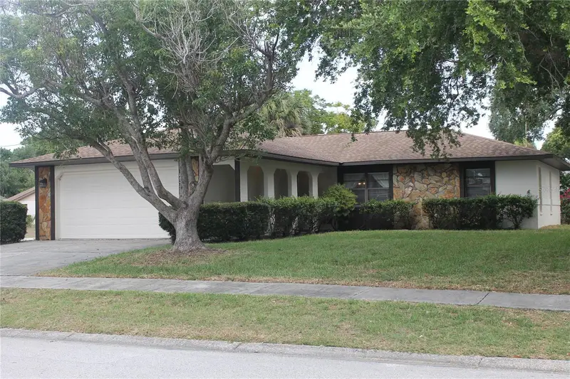 8513 Winter Haven Dr, FL