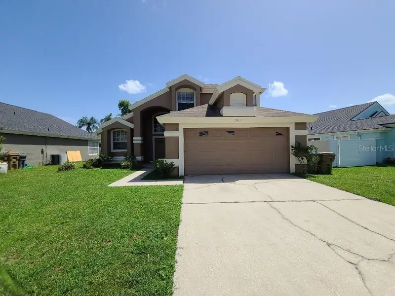 2411 Berkshire Ct, FL