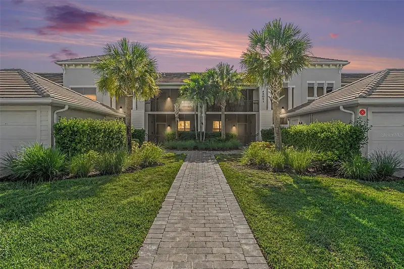 43051 Greenway Blvd #823, FL