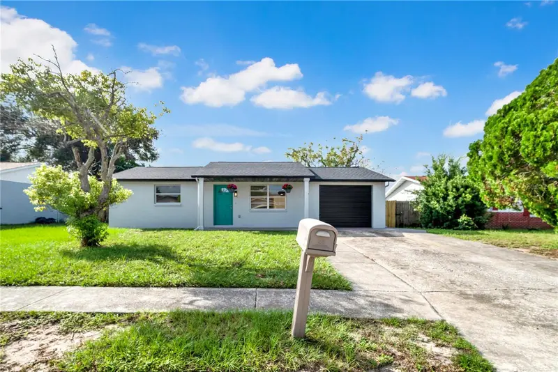6318 Baldwyn Ave, FL