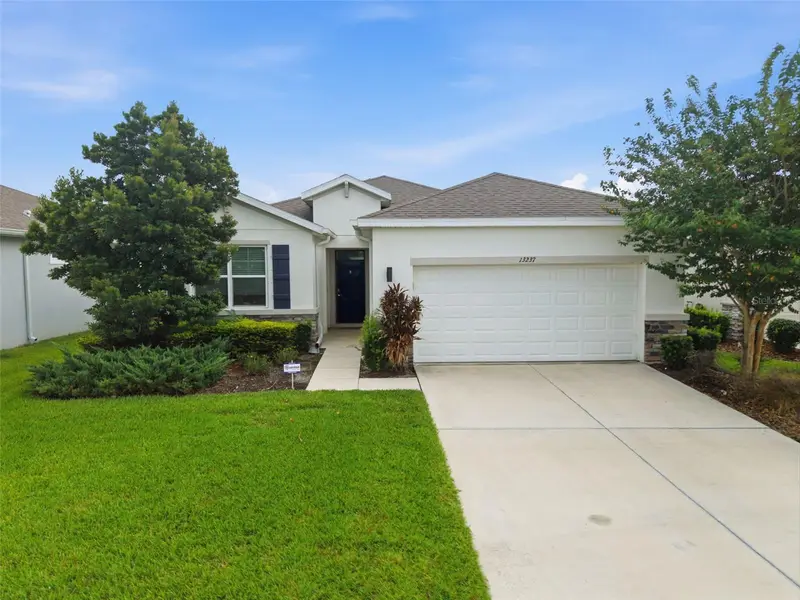 13237 Waterleaf Garden Cir, FL