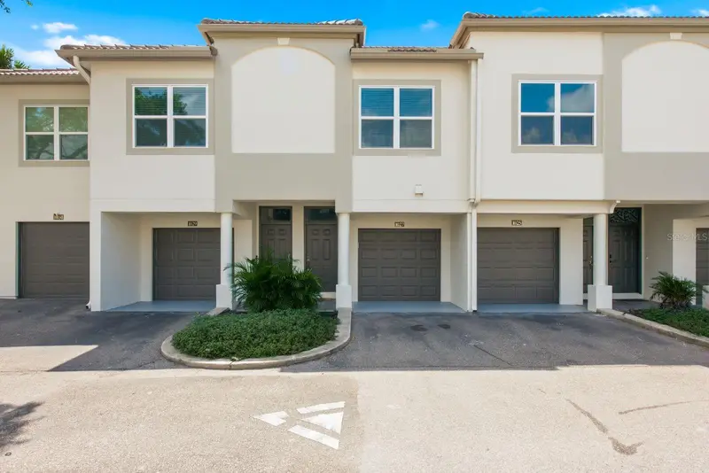 1027 Normandy Trace Rd, FL