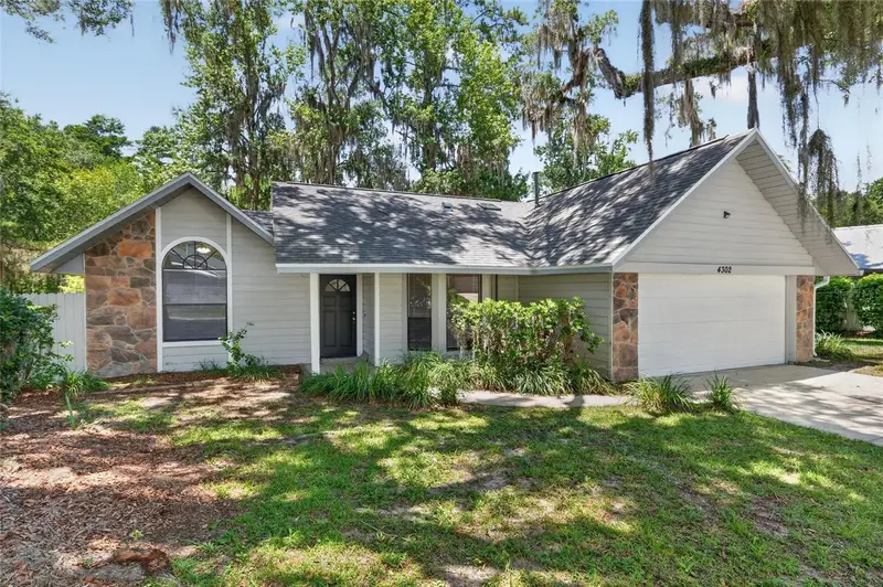 4302 Nw 61st Ter, FL