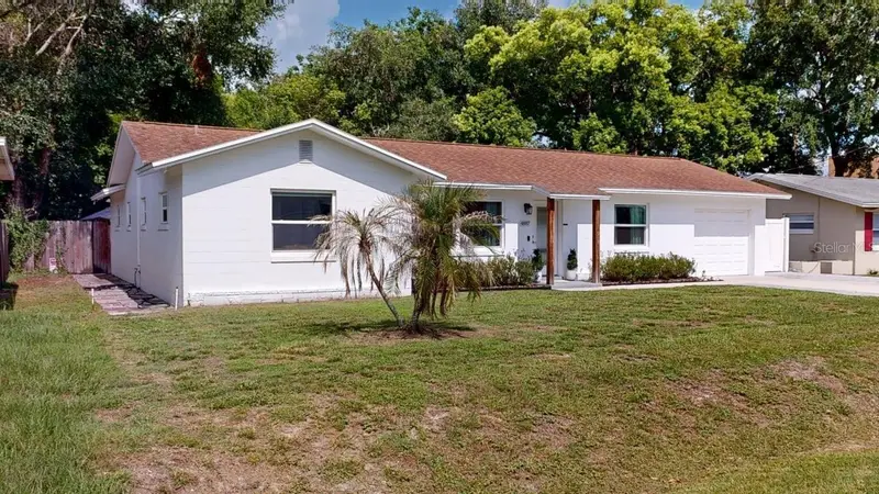 4887 N Magnolia Ave, FL