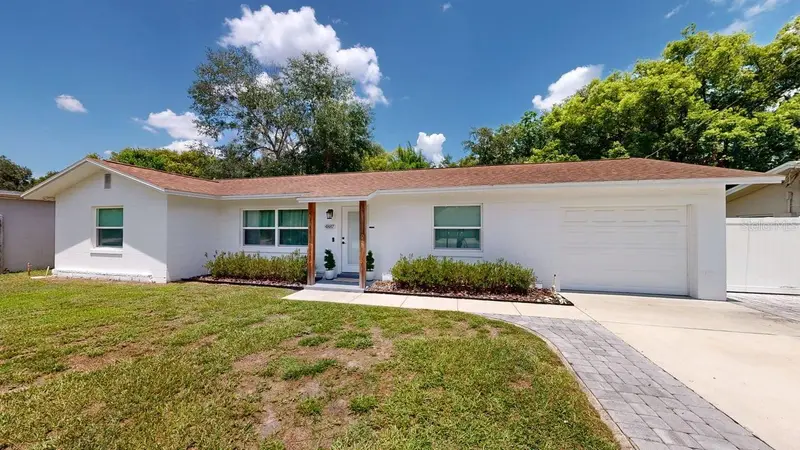 4887 N Magnolia Ave, FL