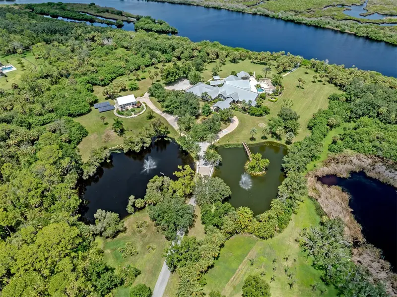 630 N River Rd, FL