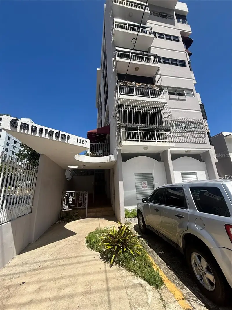 1367 Wilson #401, PR