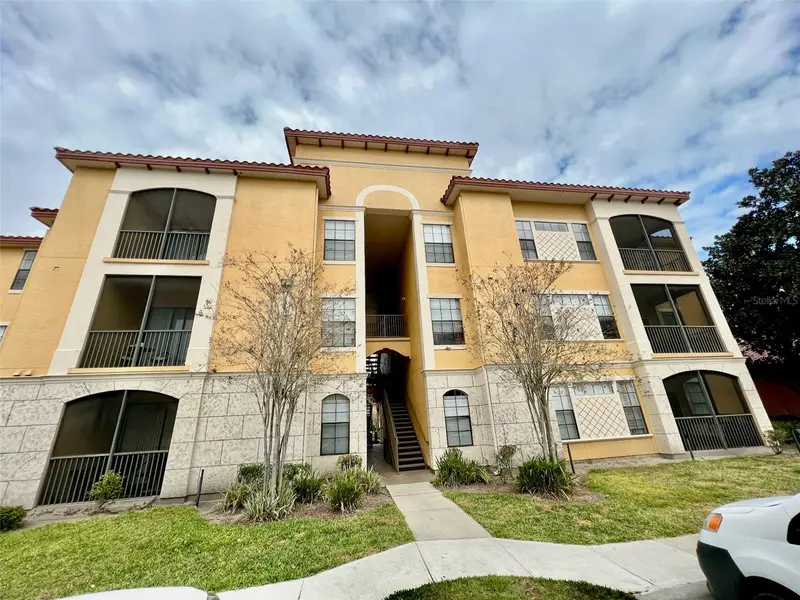 6153 Metrowest Blvd #308, FL