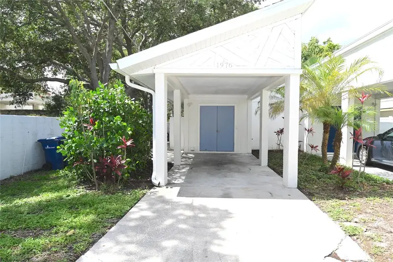 1976 Debbie St, FL
