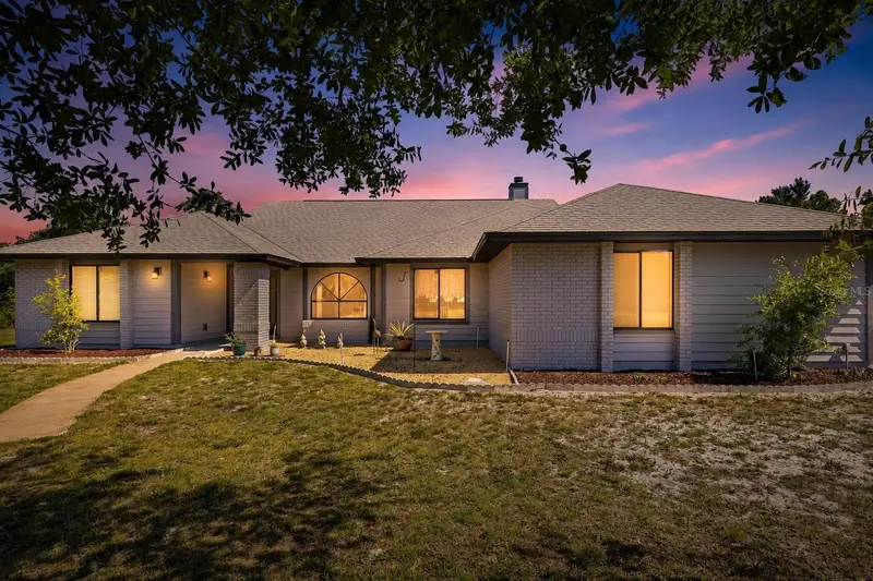 168 Community Dr, FL
