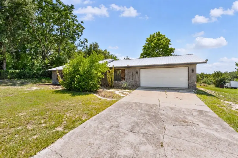 37149 Grays Airport Rd, FL