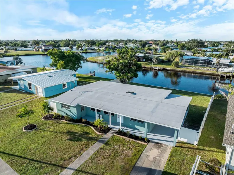 581 Lindley Ter, FL