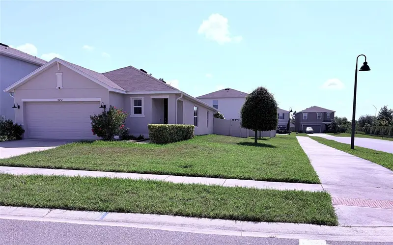 16252 Silent Sands Ln, FL