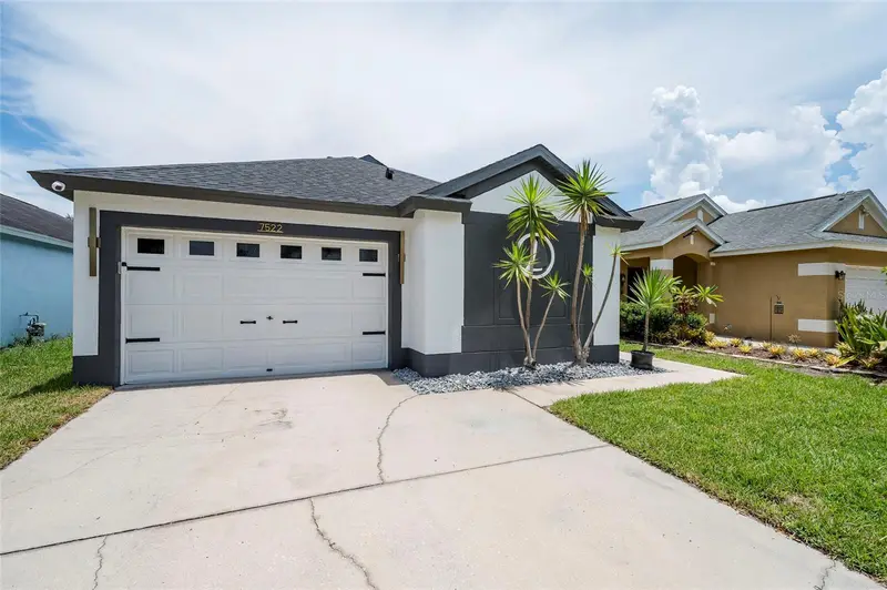 7522 Oxford Garden Cir, FL