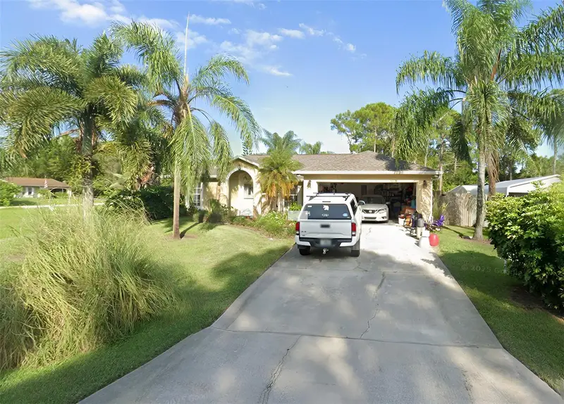 849 Happiness Ave Sw, FL