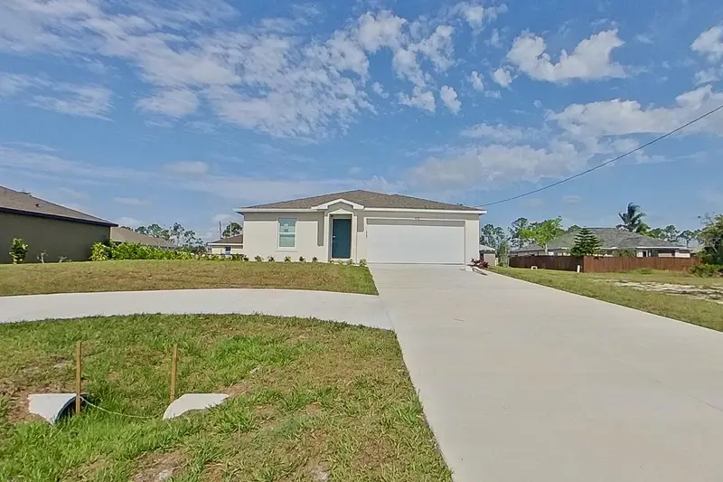 4020 Garden Blvd, FL