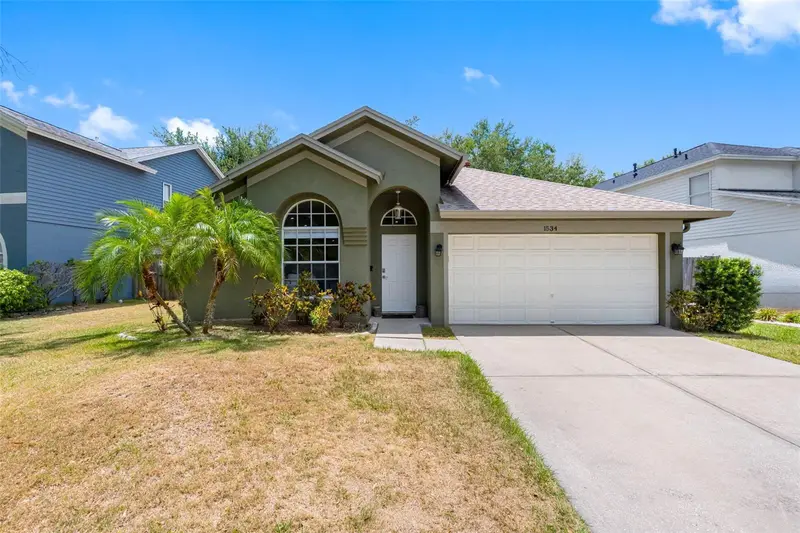 1534 Scotch Pine Dr, FL