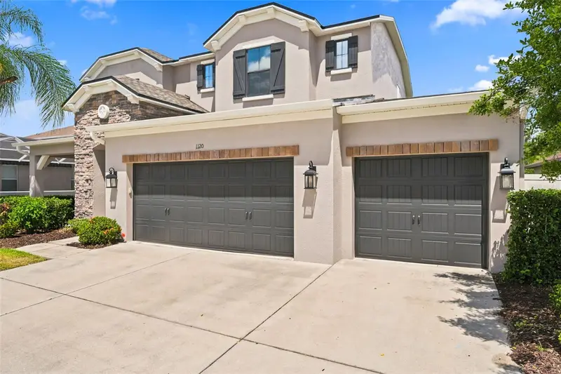 1120 Maza Pl, FL