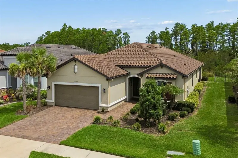 29534 Ginnetto Dr, FL