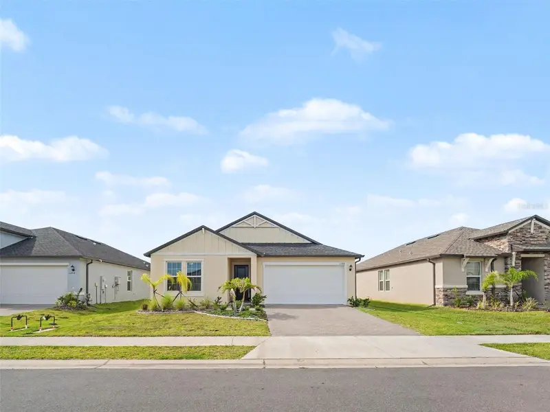 11704 74th Cir E, FL