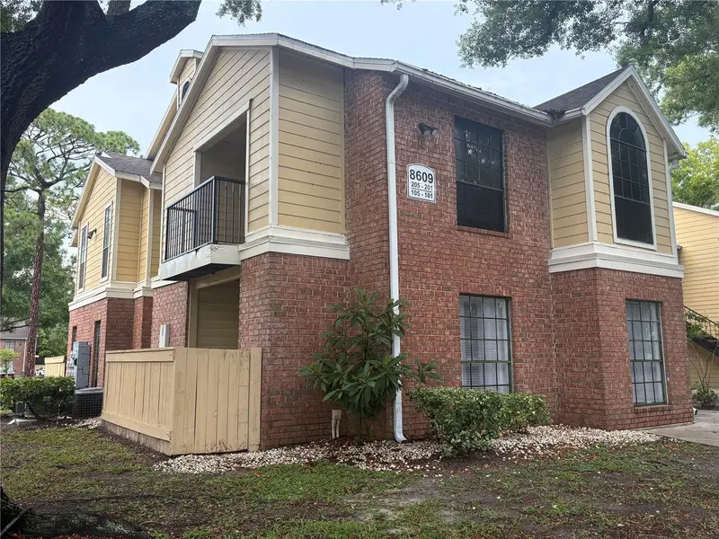 8609 Mallard Reserve Dr #203, FL