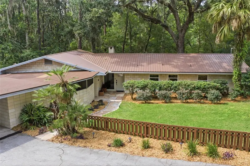 1732 Nw 8th Ave, FL