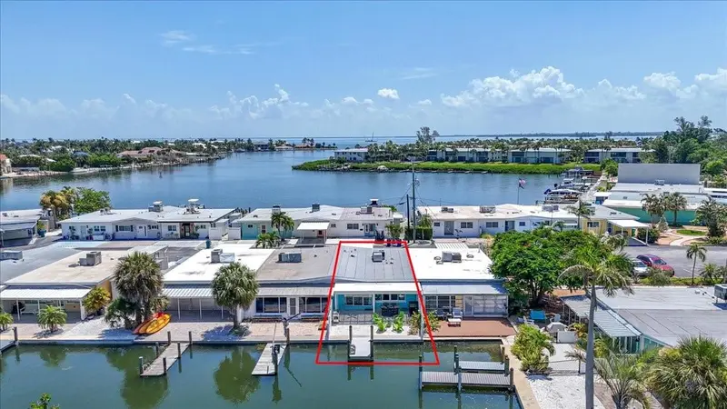 18 Seaside Ct, FL